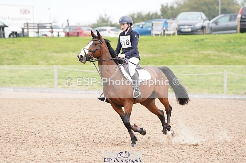 240901A-092426-05346 - 316-Francesca.Lawrence-WITH.A.LITTLE.BIT.OF.LUCK