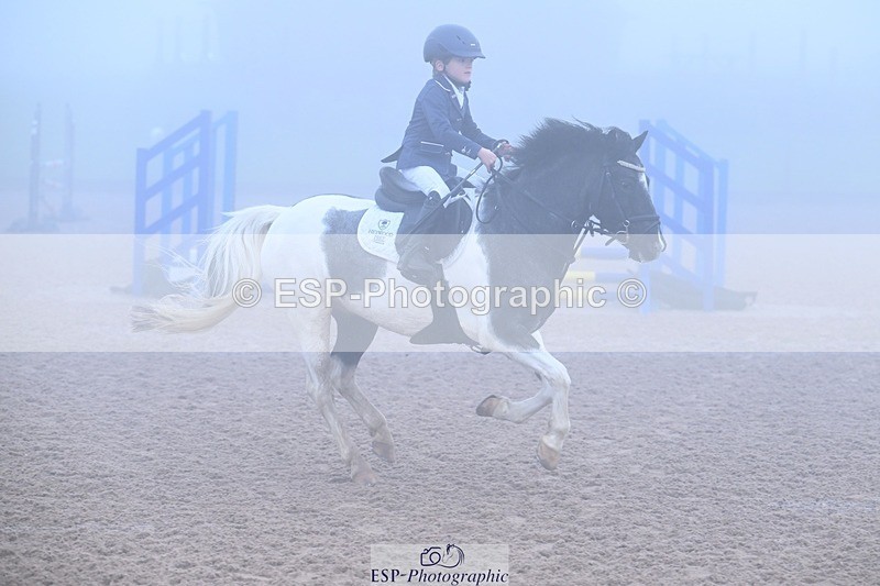 251115-092708-00297 - Cls 19 Clear Round 40cm