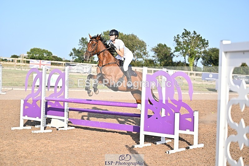 250812-185311-00501 - 1m and 1.10m