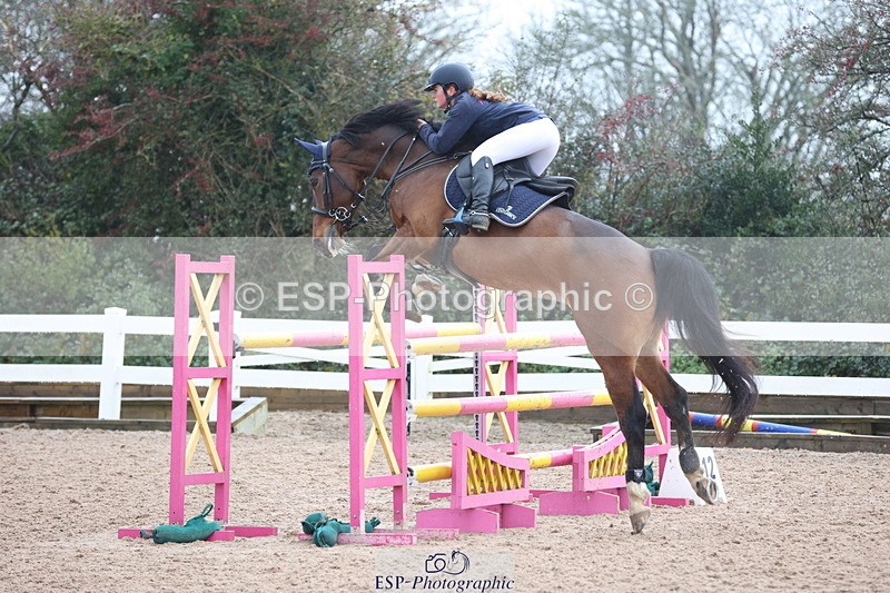 231112A-133229-04522 - Cls 20 Newcomers & 1.10m Open