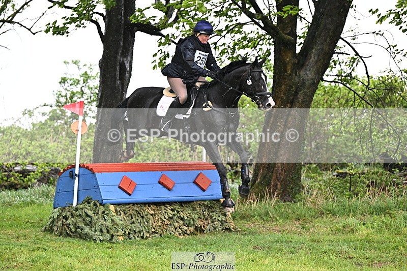 250418-140907-05439 - 251-Charlotte.Rowe-HEVANS.ROYAL.REVOLUTION