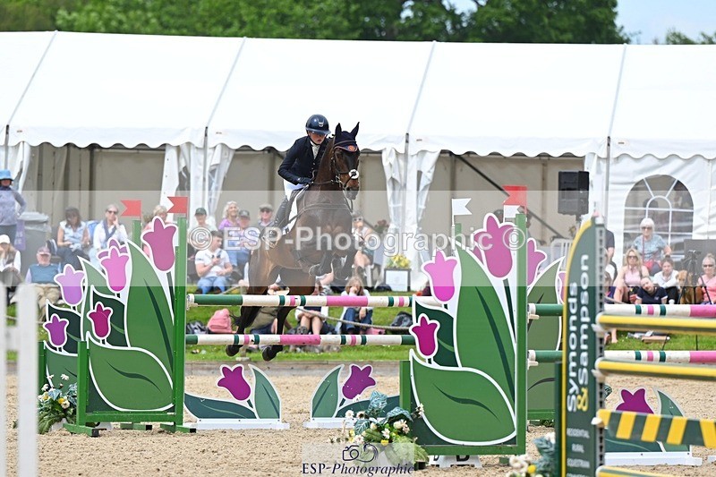 240525-145122-15896 - 513-WELLAN_GRAFFITI-Molly_Evans