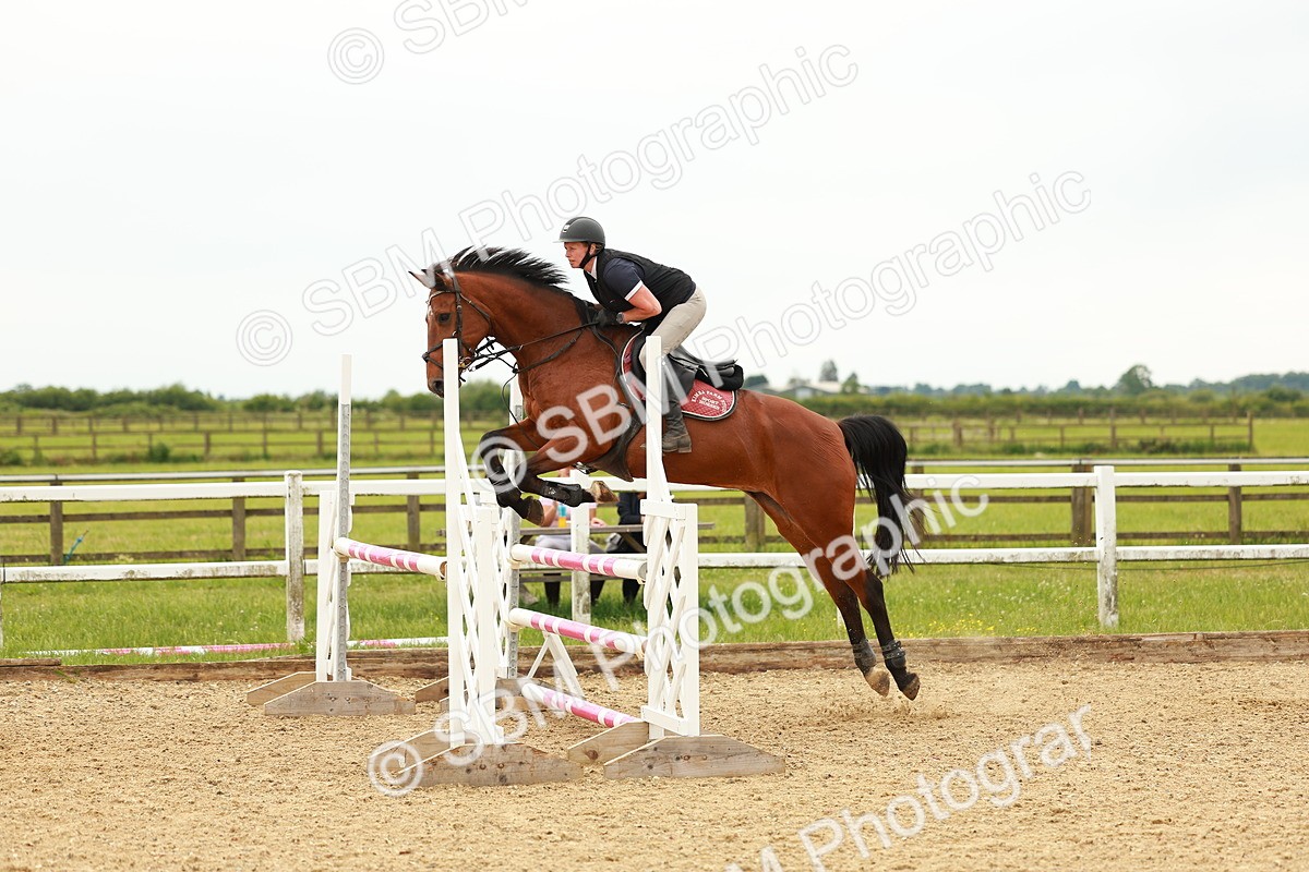 SBM_001985 - Class 3 - Senior Discovery - 1.00m