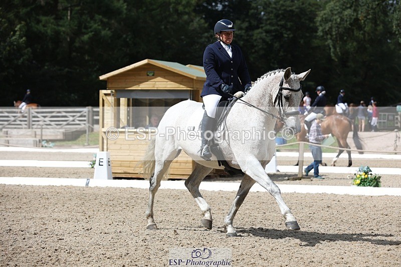 230812-114406-03843 - Cls 5 Novice Bronze 11.15 to 12.50 break