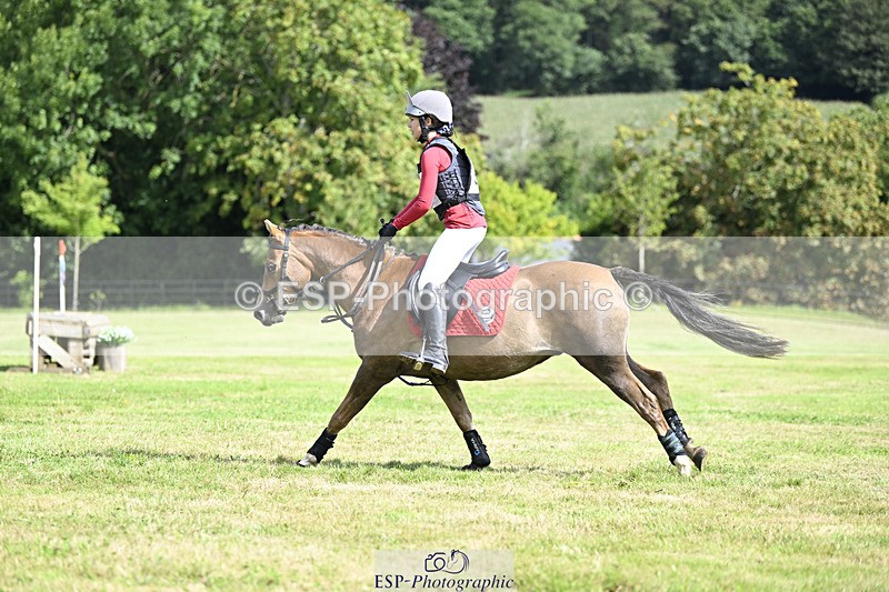 240825X-111035-32457 - 70cm XC 11.00 to 12.00