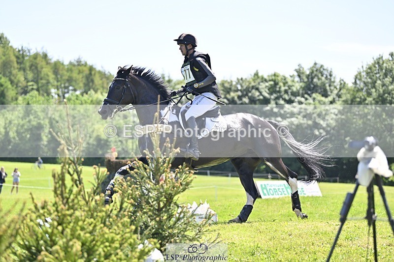 240525-123513-13497 - 377-HONEYBROOK_EXTRA_SPECIAL-Tom_Rowland