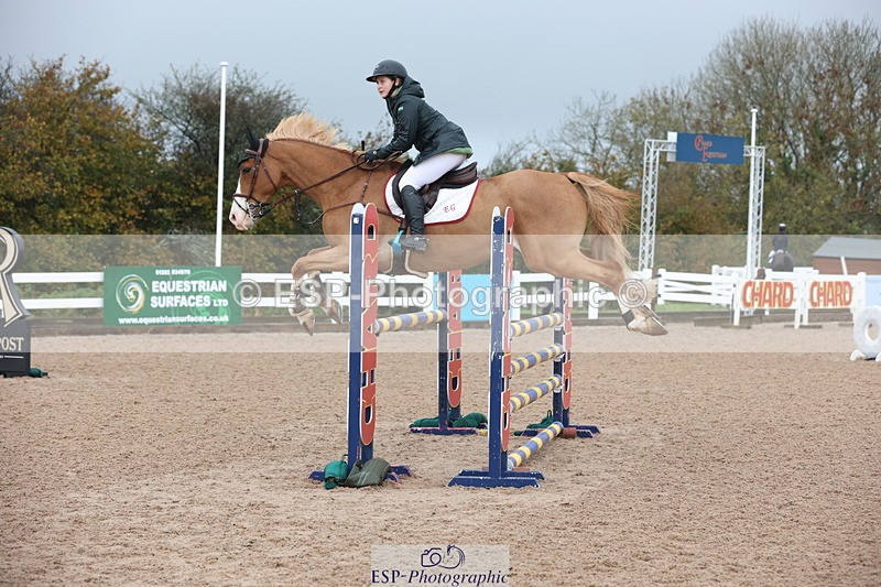 231112A-132014-04403 - Cls 20 Newcomers & 1.10m Open