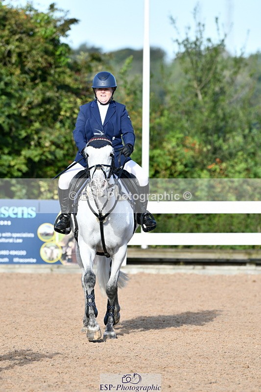 240913A-091940-02899 - Cls 20 Snr British Novice and 90cm Open