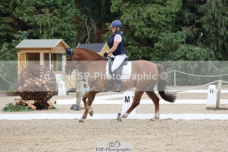 250718A-133321-01535 - 072-Emma.Trace-Laddenbrook.Truman