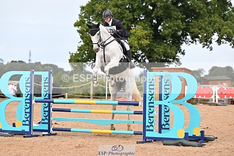 250831-111507-06876 - H-372-Caroline.Allan