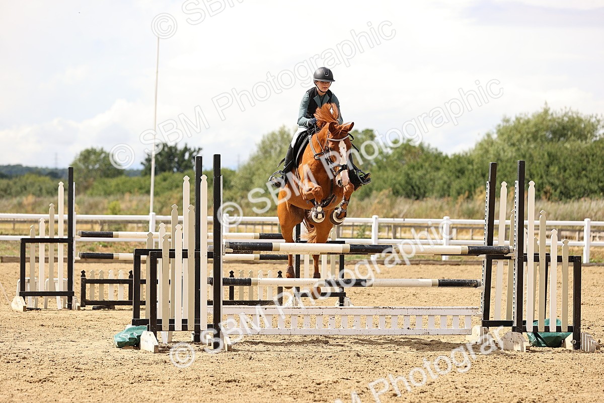 SBM_026988 - Class 13 - Senior Newcomers - 1.10m