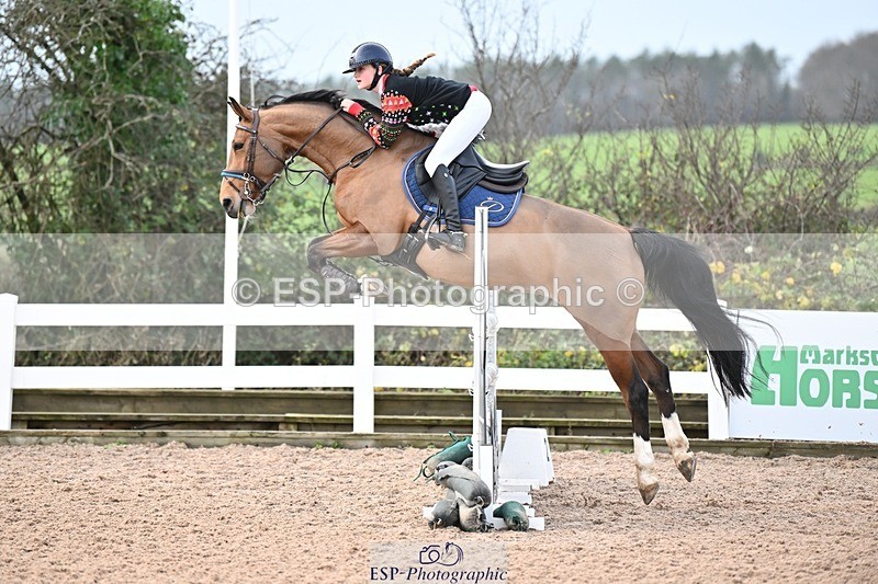 241206-125632-00862 - Cls 5 Newcomers and 1.10m Open