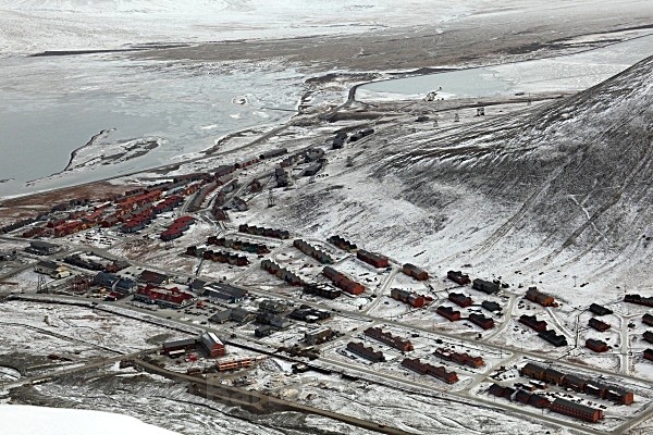 Longyearbyen 6676 - Autumn