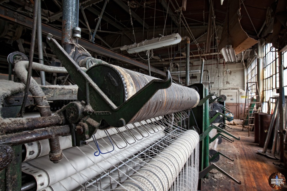 Wilde Yarn Mill (Manayunk, PA) | Roller - Wilde Yarn Mill