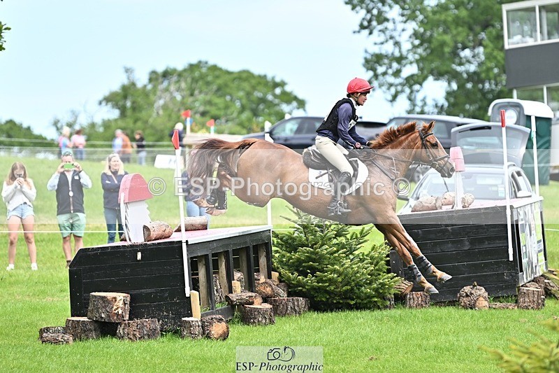 240525-151552-16228 - 216-I'M_A_WONDER-Rosie_Bradley-Hole