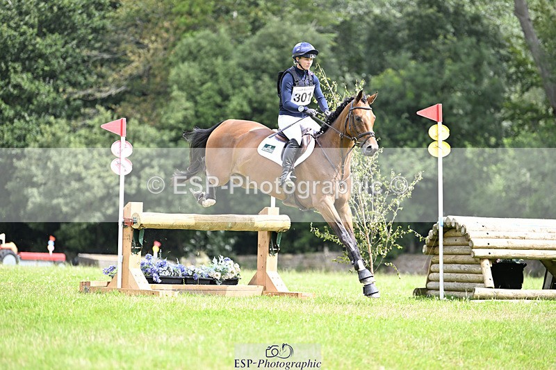 240804-115925-12204 - 301-Dani_Evans-SLEEPING_LION_TH