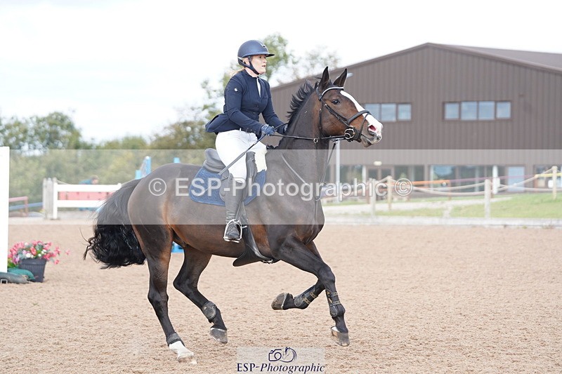 241005A-114038-04595 - SAT Cls 9 Snr Discovery &1m Open