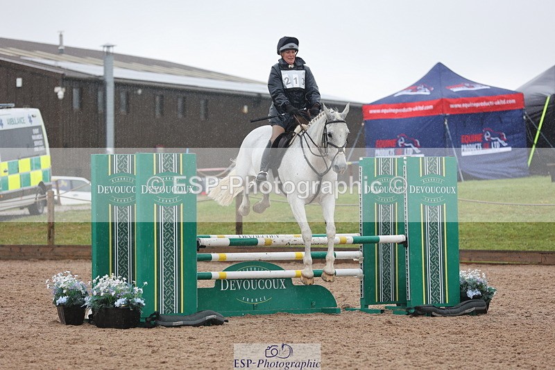 250418-132604-03991 - 213-Sharon.Routley-KNOCKDOMNEY.SILVER.GAP