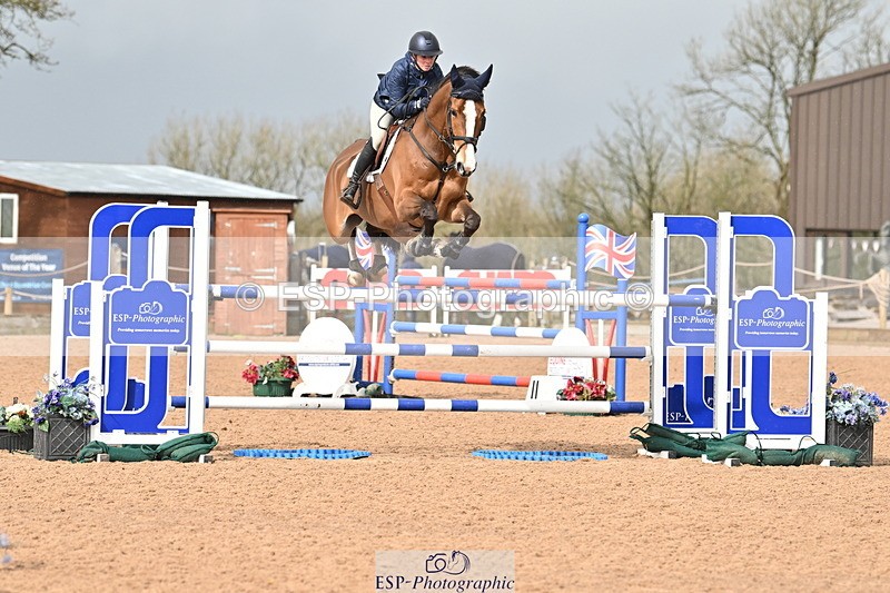 240315A-121017-00835 - Cls 3 Snr Foxhunter