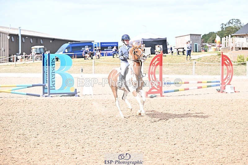 250826-154155-00164 - Clear Round and 60cm