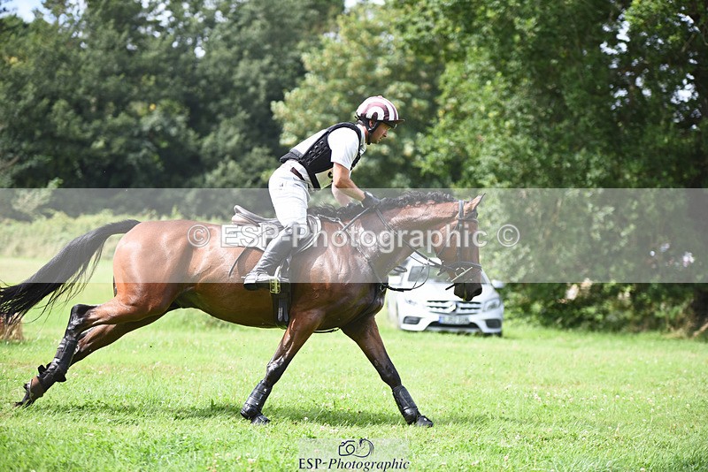 240804-120122-12418 - 306-Rupert_Batting-COOMBELAND_ALBERTS_RUMOUR_II