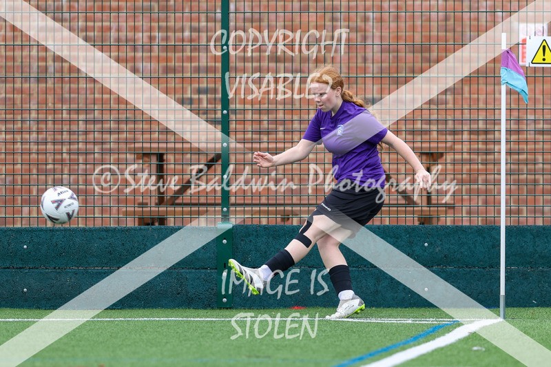 1DX30398 - 2025-09-13 FC Abbey Meads U17 Girls Purple V Cumnors U17 Girls
