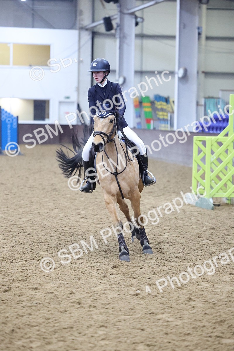 SBM_003240 - Class 11 - Blue Chip Pony Newcomers - 1.00m Open