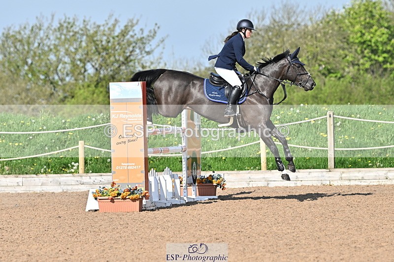 240509A-091204-00475 - Cls 8 Foxhunter