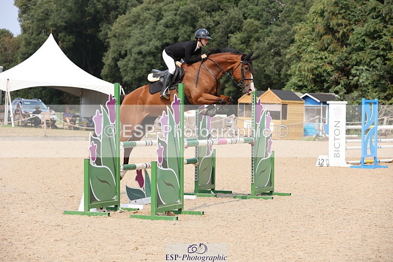 250816A-150206-02256 - Cls 8 Snr Newcomers