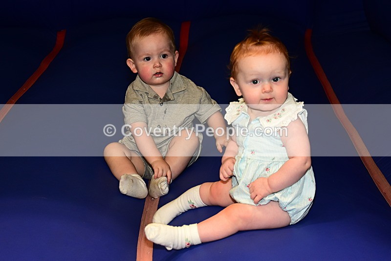 CON-658 - Joey and Ella