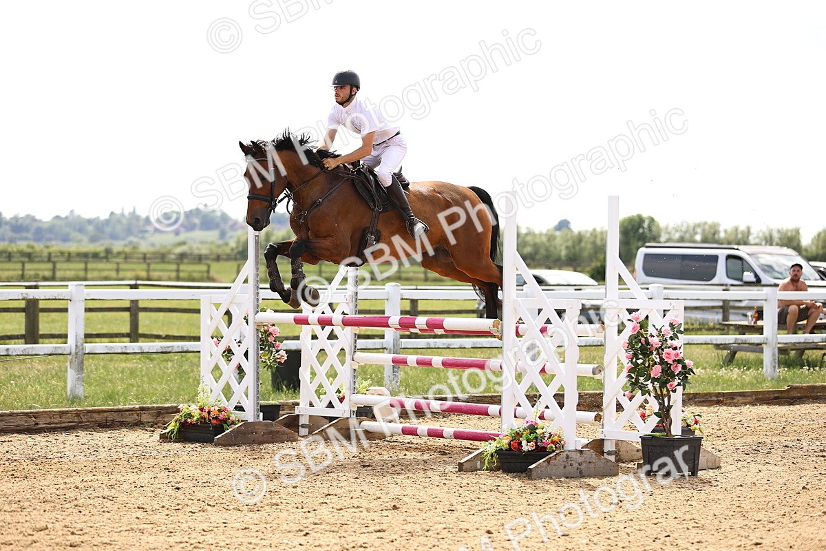 SBM_004987 - Class 12 - 1.15m Open (Members Cup)