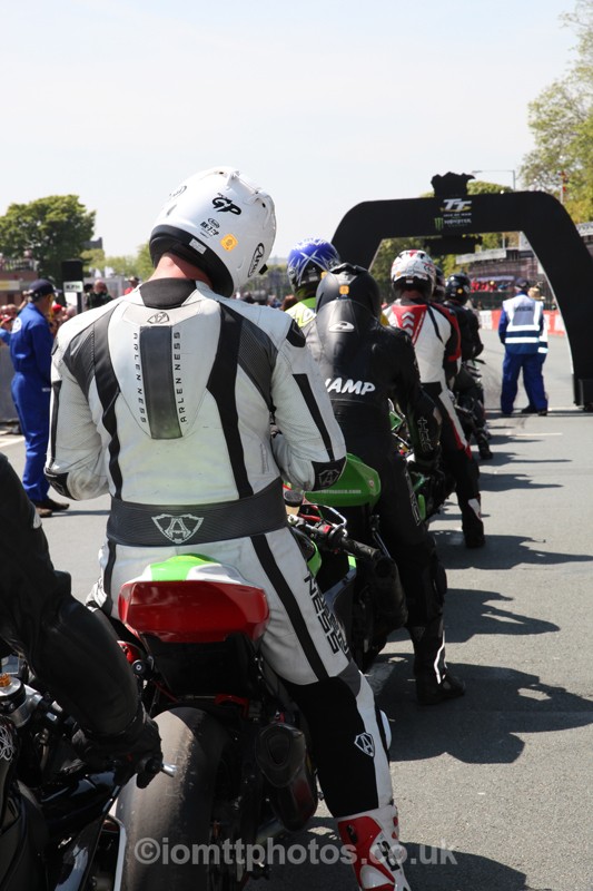 IMG_0645 - Senior TT - Start Line
