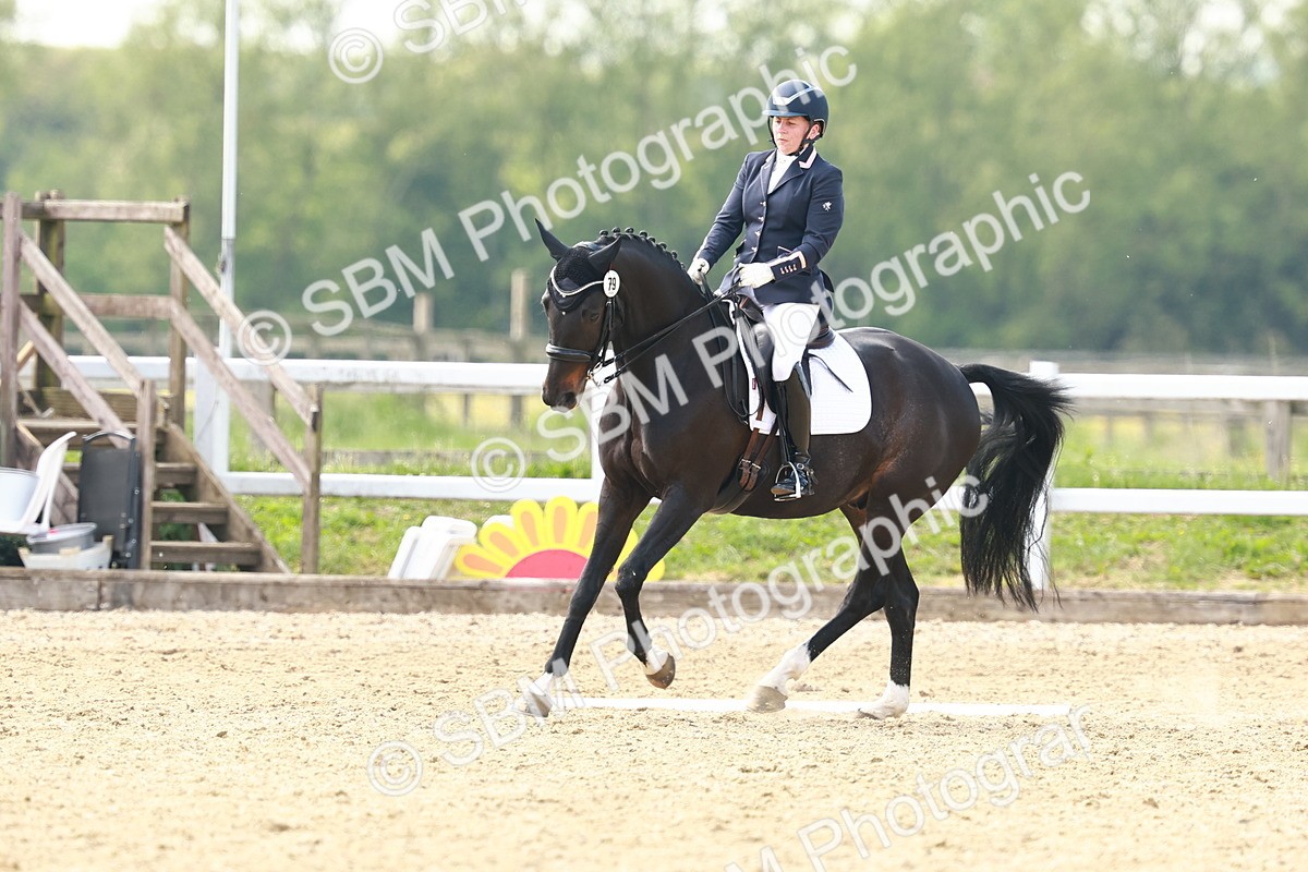 0B8A7231 - Class 12 - Medium 4