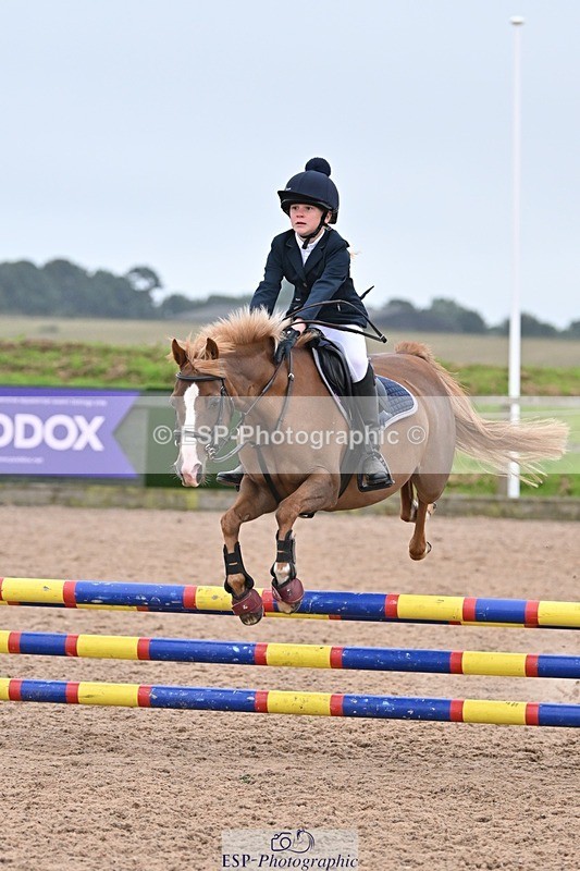 240813-184621-00762 - Classes 5 A&B & 6 80cm