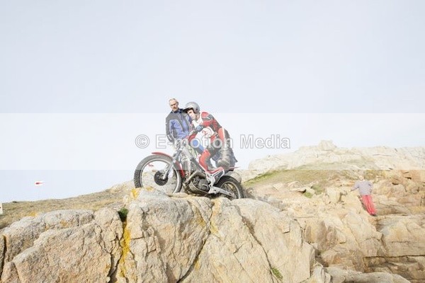 TR 010309-293 - 2 Day 01/03/09 (Sun)