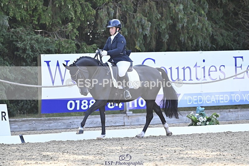 250810A-100341-04757 - 064-Amy.CoxPretty.Picture