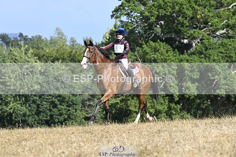 250824A-154928-39468 - 2173-Esmae.Leonard-Red