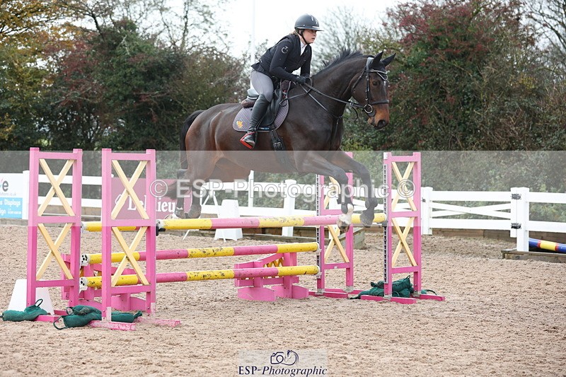 231112A-112617-03613 - Cls 18 Discovery & 1m Open