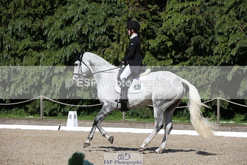 230526-161903-07799 - 170-MIND_OVER_MATTER-Lea_Boulesteix-WEDTrotUp+DR