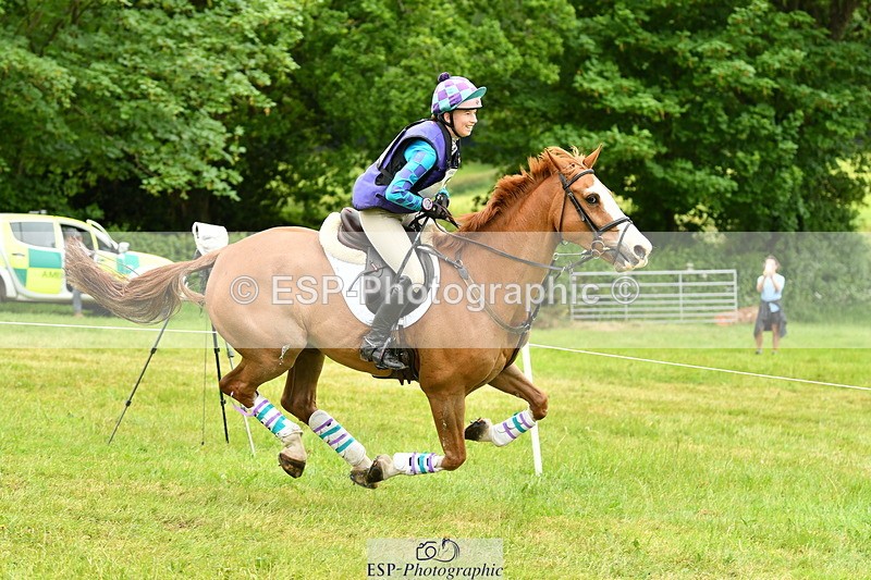 250524A-093958-08571 - A-006-Holly.Clarke-NICO