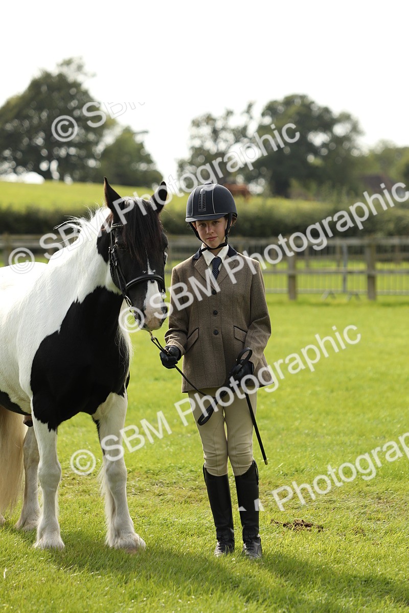 SBM_68723 - S40 - Junior Handler 9-12 Years