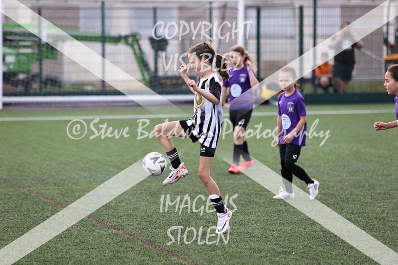 1DX30750 - Sat 13th U9 Girls