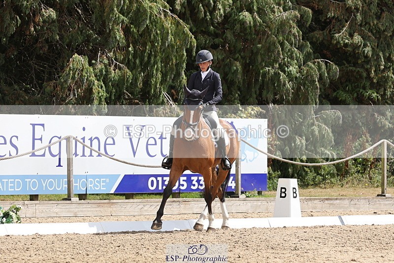 250809A-142547-03997 - 023-Abbie.BurbidgeFeeling.Fantastic