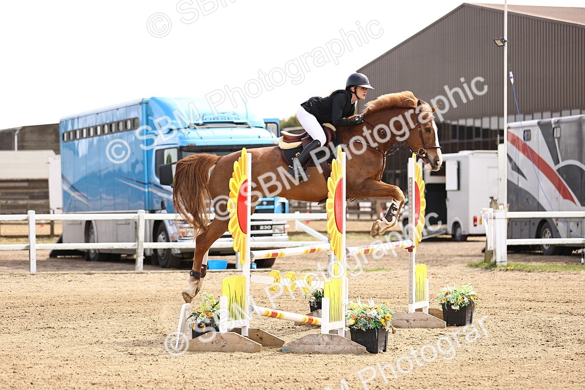 SBM_002255 - Class 11 - Senior newcomers - 1.10m