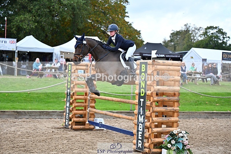 241027-142737-17892 - 548-Fenella.Redvers-DANCING.PADDE