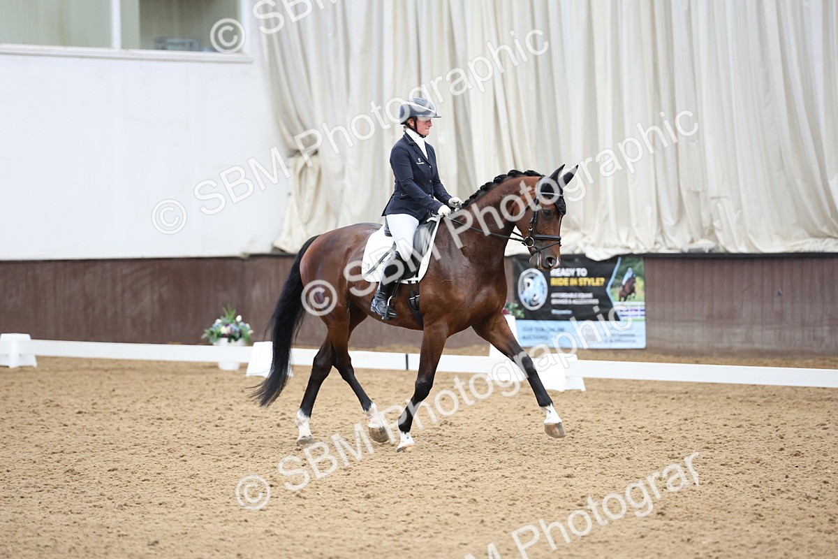 SBM_003988 - Class 8 - Advanced Medium 6 Silver
