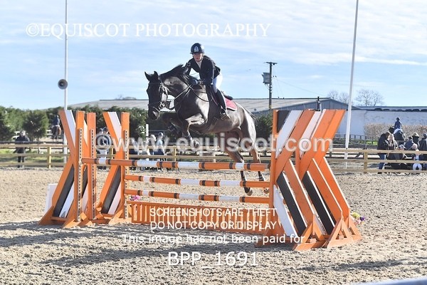 BPP_1691 - CLASS 18 SUN Senior Newcomers/ 1.10m Open