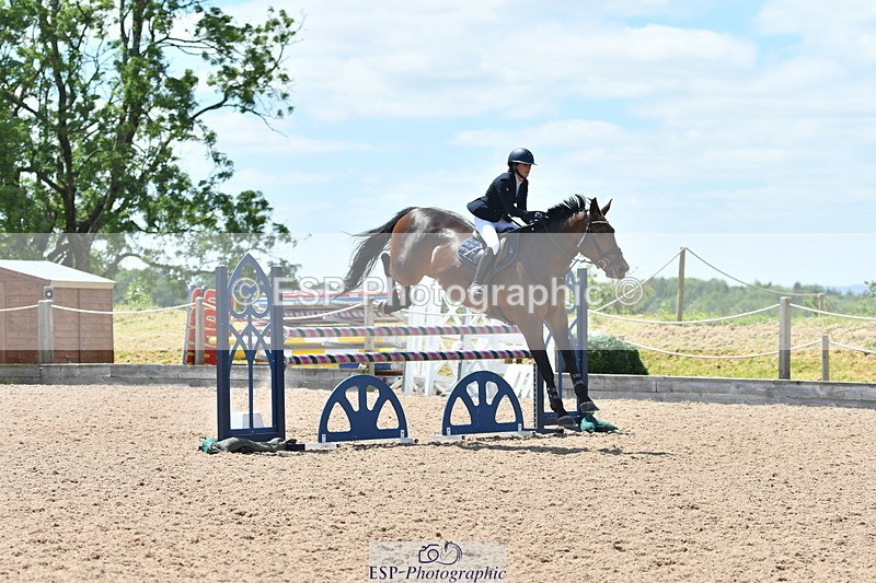 240609A-131646-05569 - Cls 18 Snr Newcomers and 1.10m Open