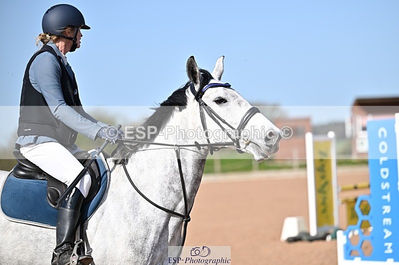 260408-104111-00213 - Cls 2 British Novice and 90cm