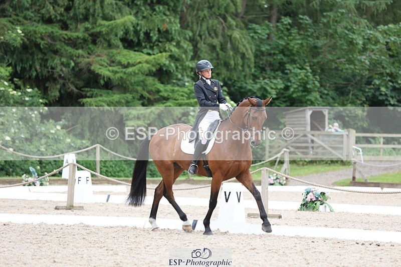 240524-152200-09865 - 362-COS_ME_WILL-Yasmin_Olsson-Sanderson